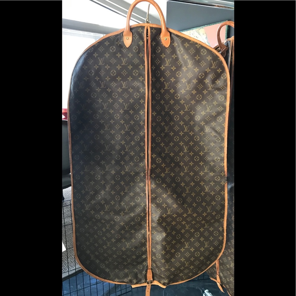 Louis Vintage Vintage (70s) Suit Garment Bag